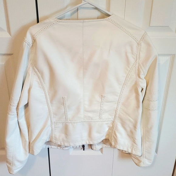 White faux leather jacket - Picture 3 of 7